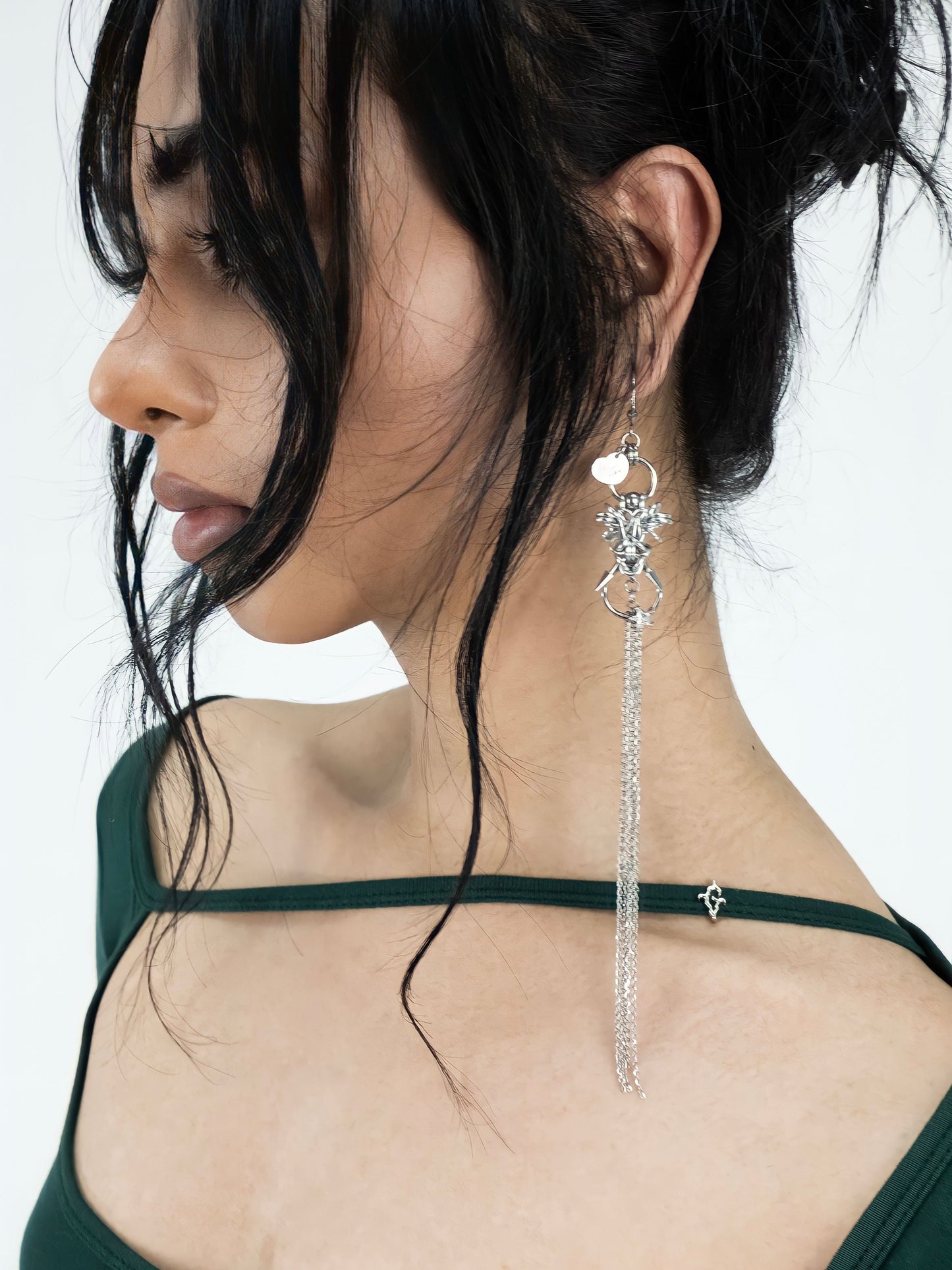 ANGEL WHIP EARRING