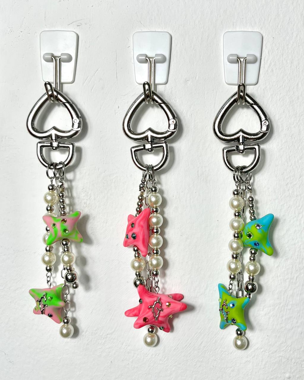 MONEY KEYCHAIN (GREEN/PINK)