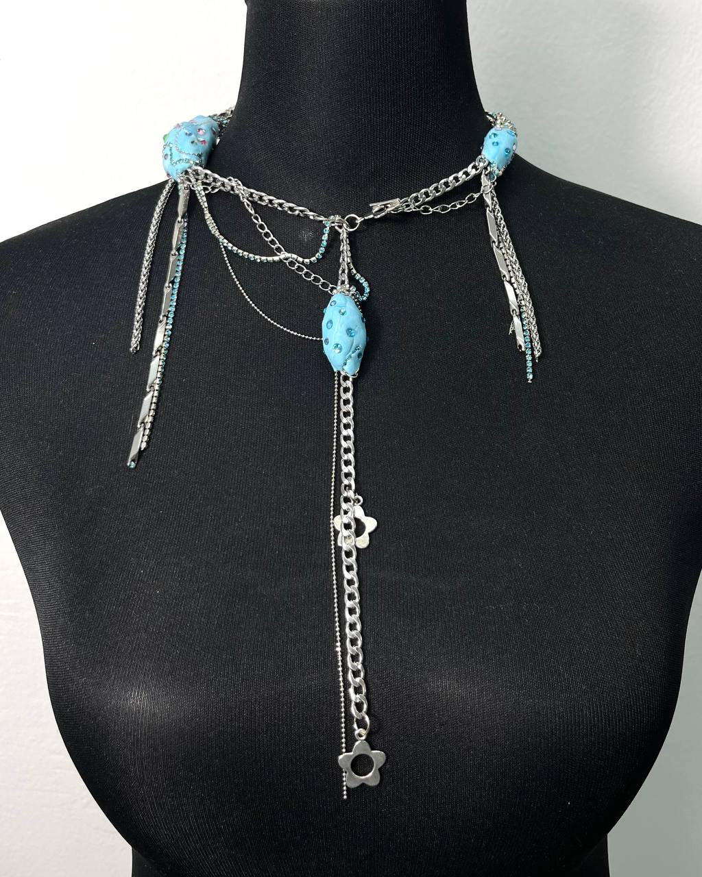 BLUE-TACK NECKLACE